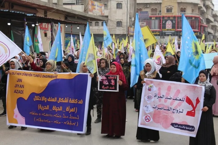 Massive crowds call for women's freedom on International Day against Violence