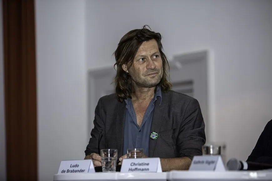 Belgian writer calls for support of PKK: countries renounce their principles in favor of interests