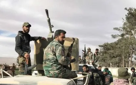 Damascus government forces continue to besiege the city of Jassim in Daraa countryside