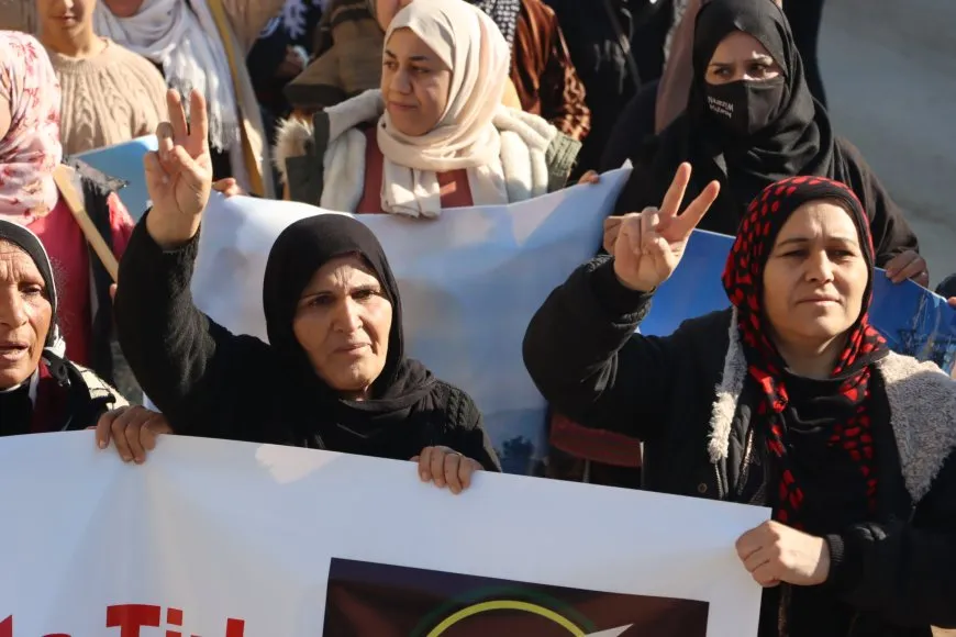 Thousands demonstrate against Turkish occupation attacks in Qamishlo