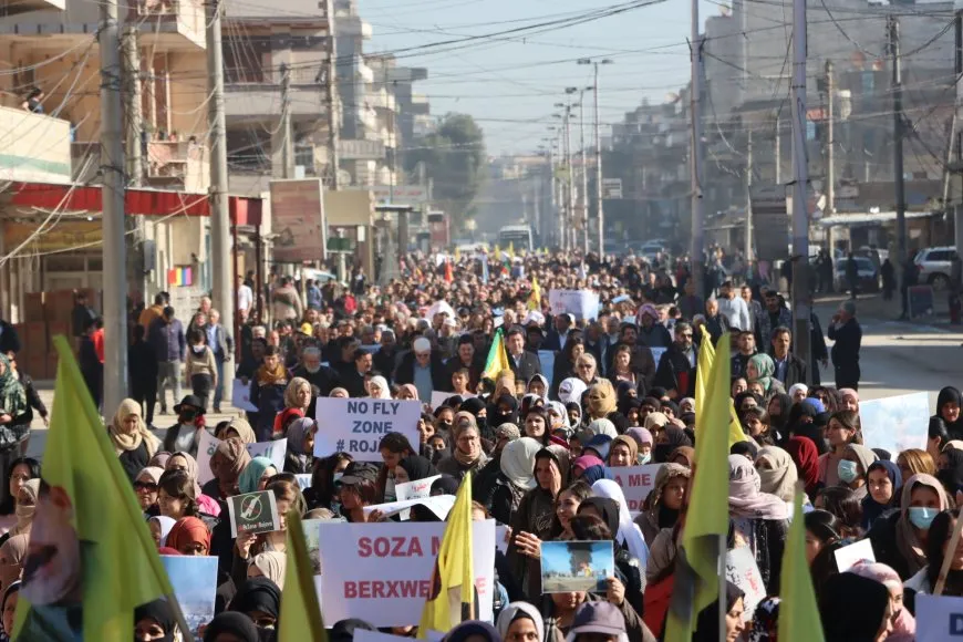Thousands demonstrate against Turkish occupation attacks in Qamishlo