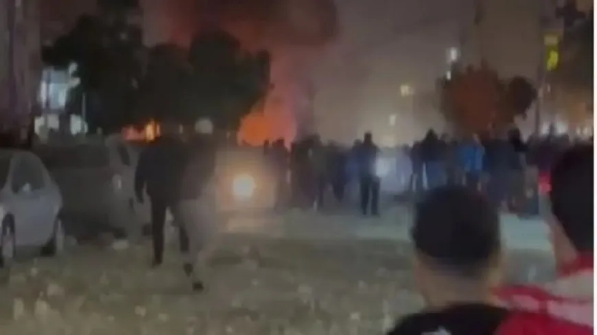4 people killed in an air strike targeting the southern suburb of Beirut