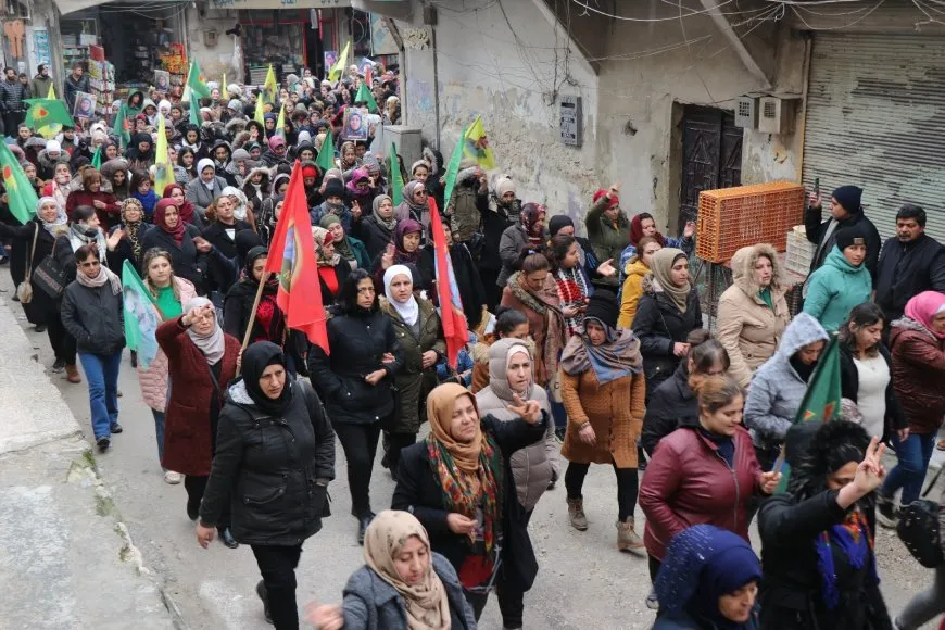 Thousands denounce occupation' attacks and insist on resistance