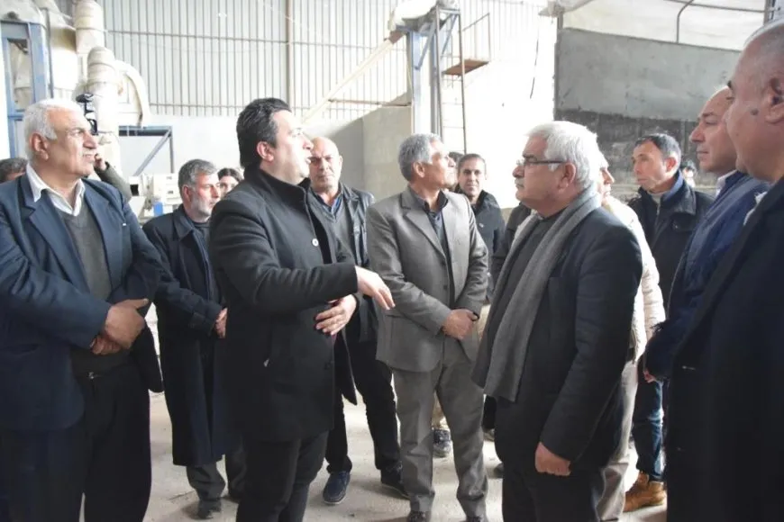 Representatives of political parties visit sites targeted by Turkish occupation in Kobani