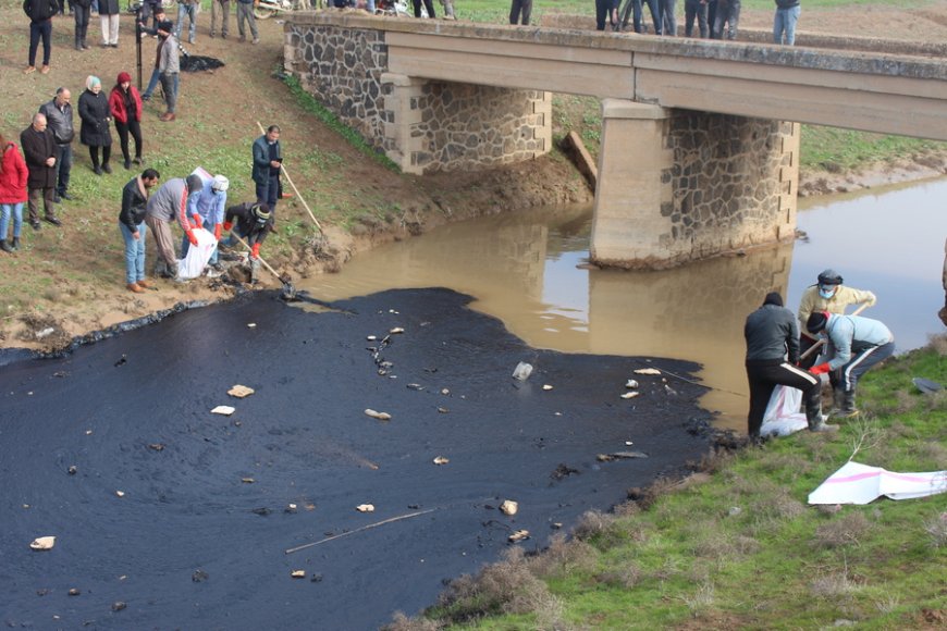 Turkish bombing caused pollution of Jaqjaq River
