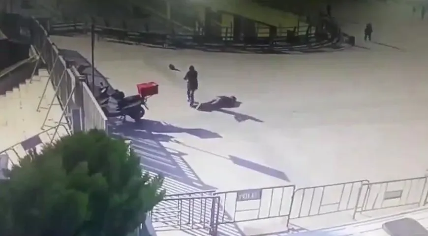Shooting in front of court building