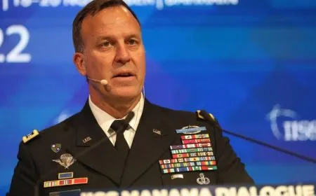 CENTCOM commander visits Syria during Middle Eastern tour