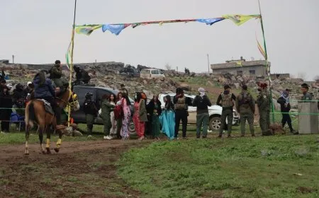 Components of NE Syria head to Newroz squares