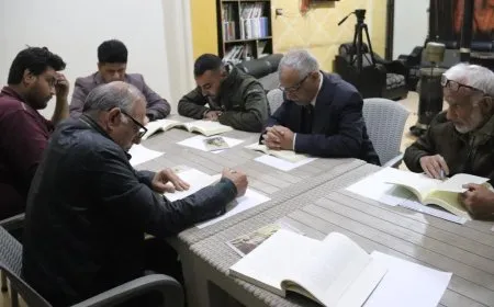 "Leader identifies, analyses problems related to Middle East"