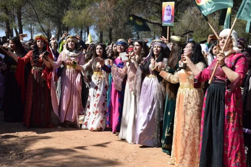 Thousands in Euphrates Canton celebrate International Women's Day