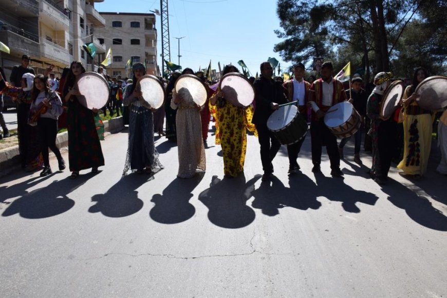 Thousands in Euphrates Canton celebrate International Women's Day