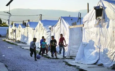 Lebanese minister calls for declaring state of emergency 