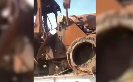 Guerrilla targets Turkish bulldozer, KDP removes its wreckage