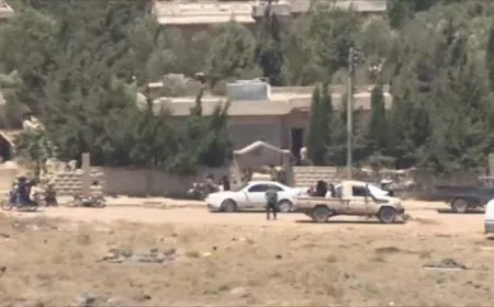Clashes between Damascus forces and unknown gunmen in Quneitra countryside