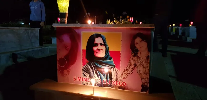 On the eve of Eid al-Fitr, candles are lit on martyrs' shrines 