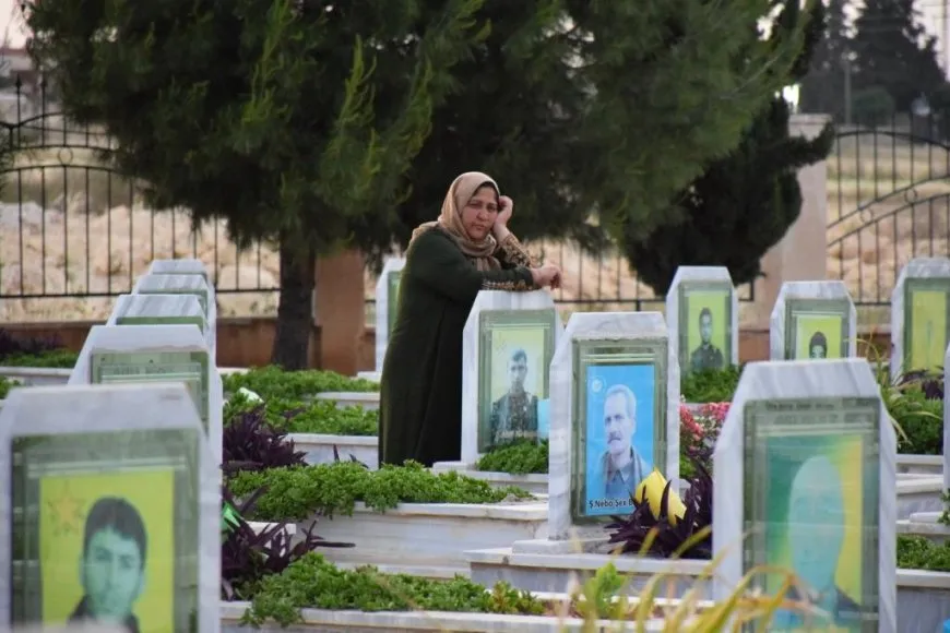 On Martyrs' Day eve people of NE Syria light candles on their shrines