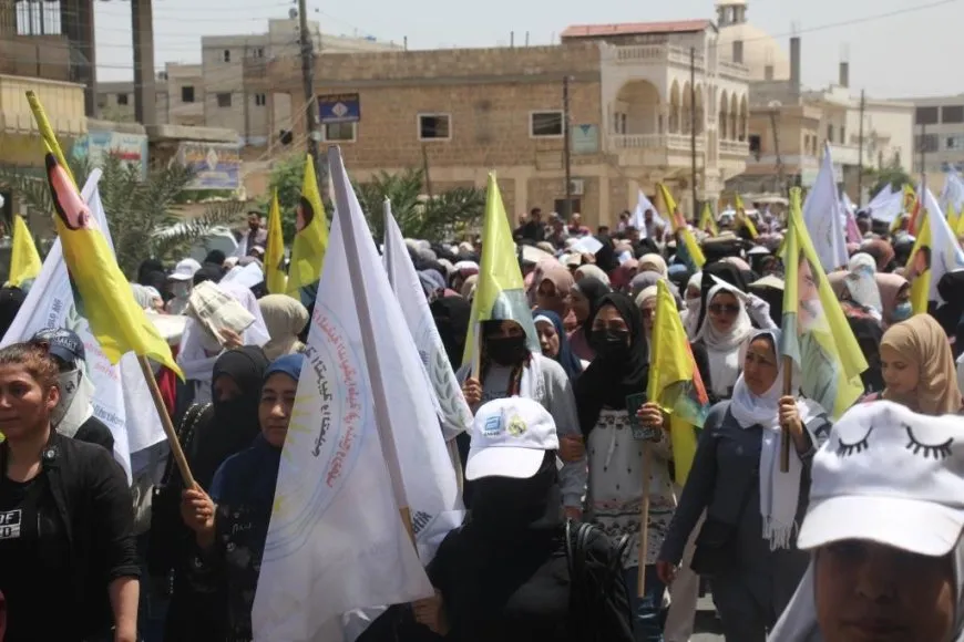 Massive rallies in Raqqa, Manbij against leader Ocalan's isolation