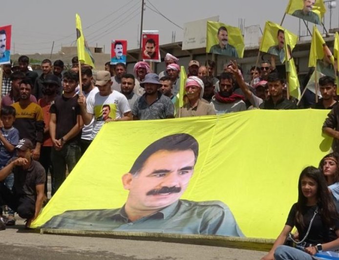 Rally in Euphrates Canton for leader physical freedom