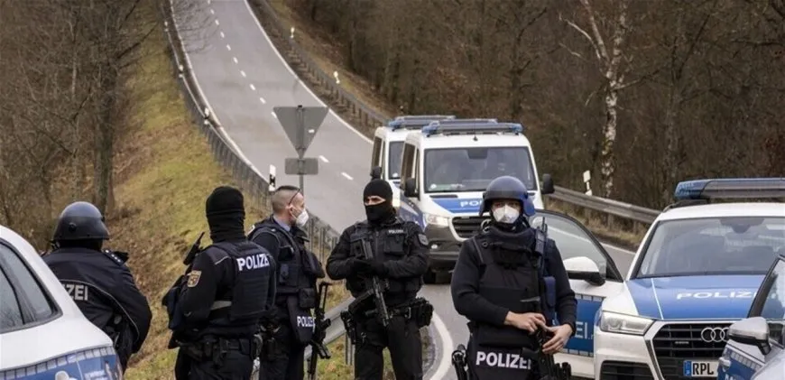8 individuals suspected of war crimes arrested in Germany, Sweden 
