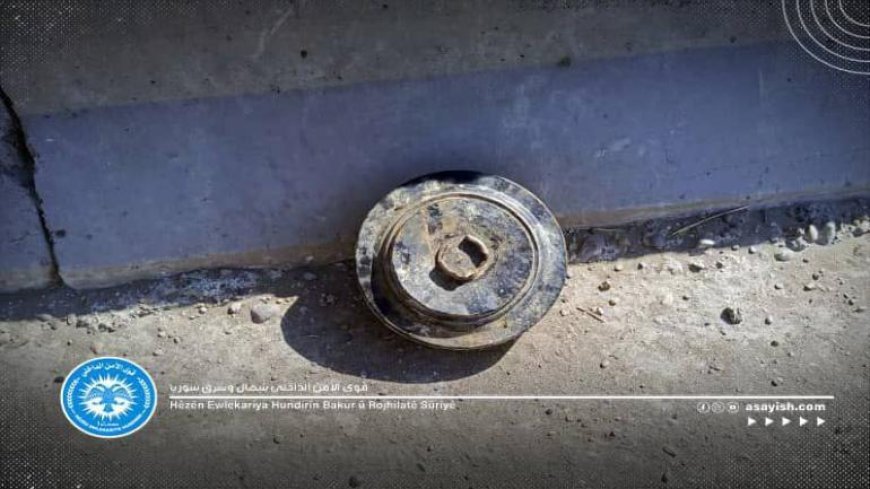 Dismantling a mine placed on a bridge in Deir ez-Zor
