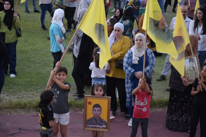  People of Qamishlo  emphasize struggle to achieve goals of July 19 revolution