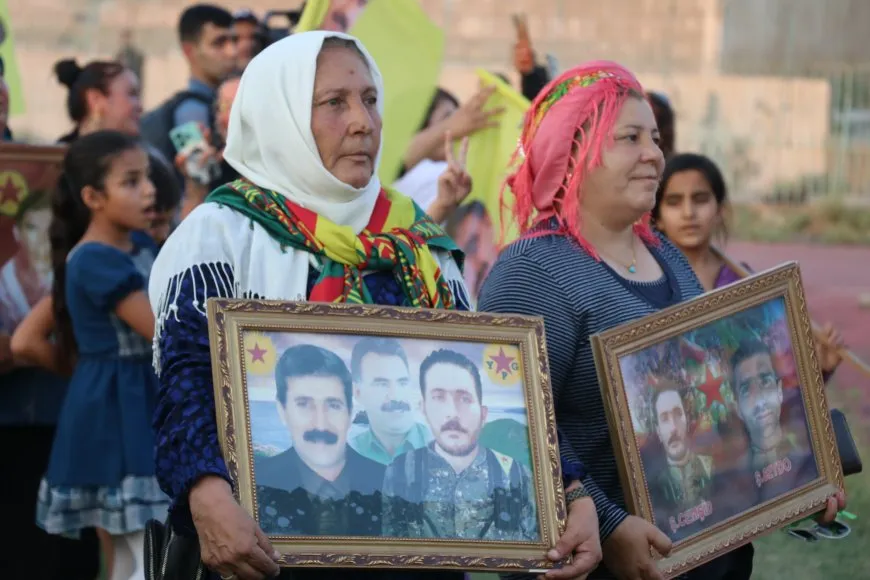  People of Qamishlo  emphasize struggle to achieve goals of July 19 revolution