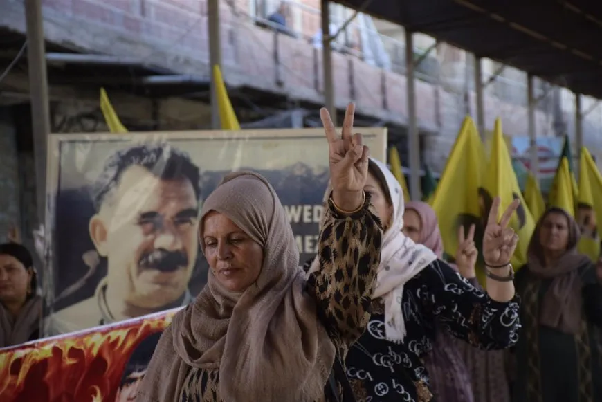 Darbasiya residents denounce isolation policies during demonstration