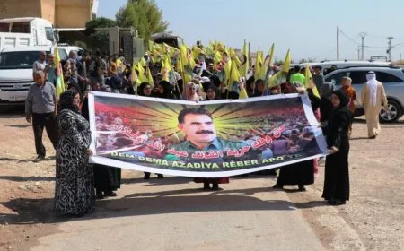 Rally in Manbij denounces Turkish attacks, leader's isolation