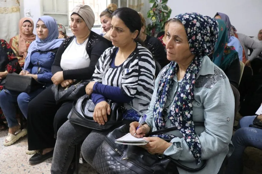 Women: leader takes us back to our origins, our truth