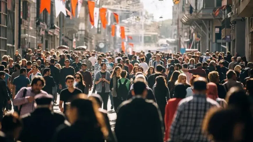 Woman shot dead in front of passersby in Istanbul