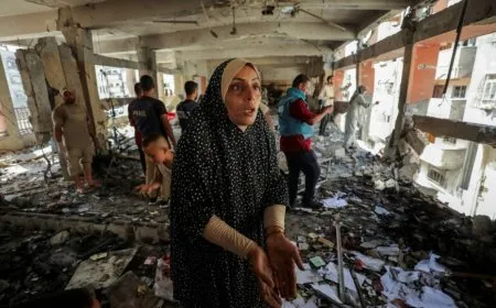 7 killed in Israeli airstrike on Gaza school