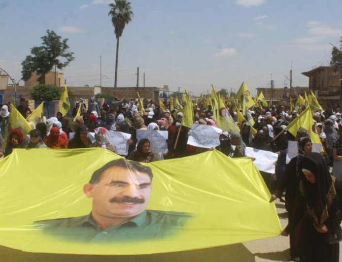 People of Tirbespiyê slam leader Ocalan's Isolation