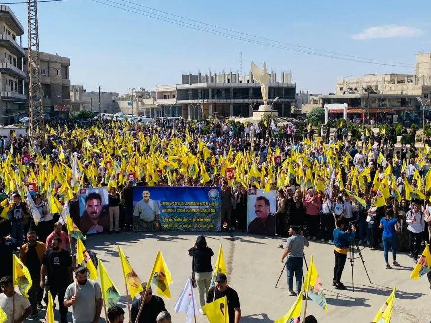 Thousands participate in mass march against international conspiracy in Kobani