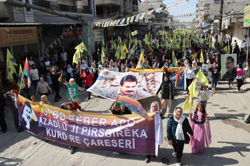 Mass march kicks off in Qamishlo to condemn international conspiracy