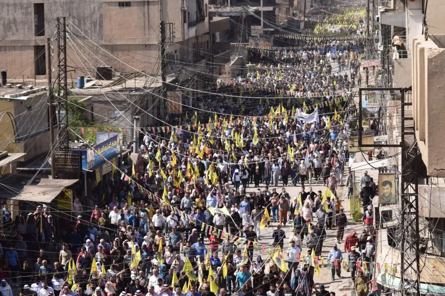 Massive rallies against international conspiracy