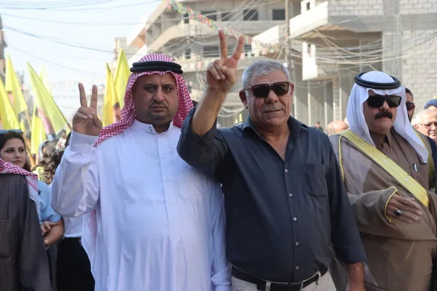 Massive rallies against international conspiracy