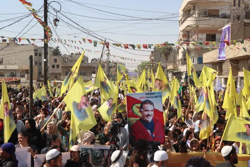 Massive rallies against international conspiracy