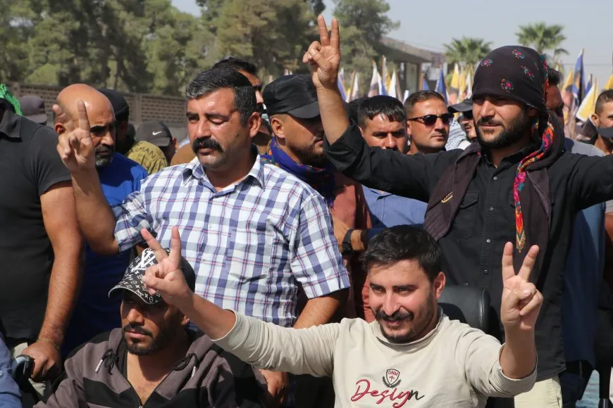 Massive rallies against international conspiracy