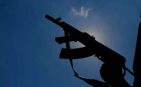 2 people injured in targeting by unknown gunmen in Daraa countryside