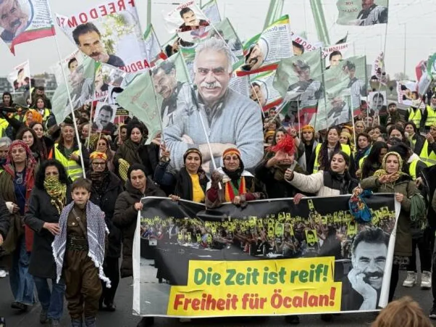 Massive rally in Cologne for leader Ocalan Physical Freedom