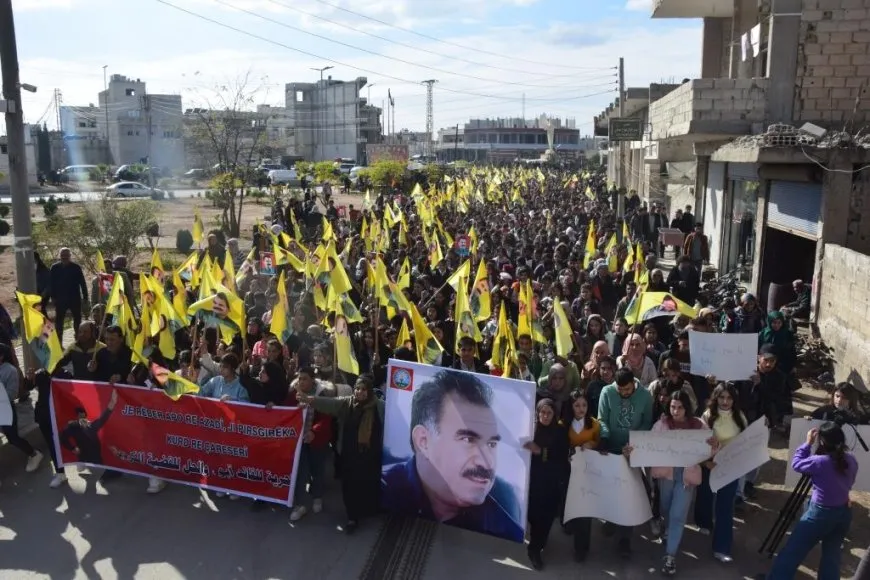 Massive demonstration in Euphrates against extension of "disciplinary sanctions" on Leader