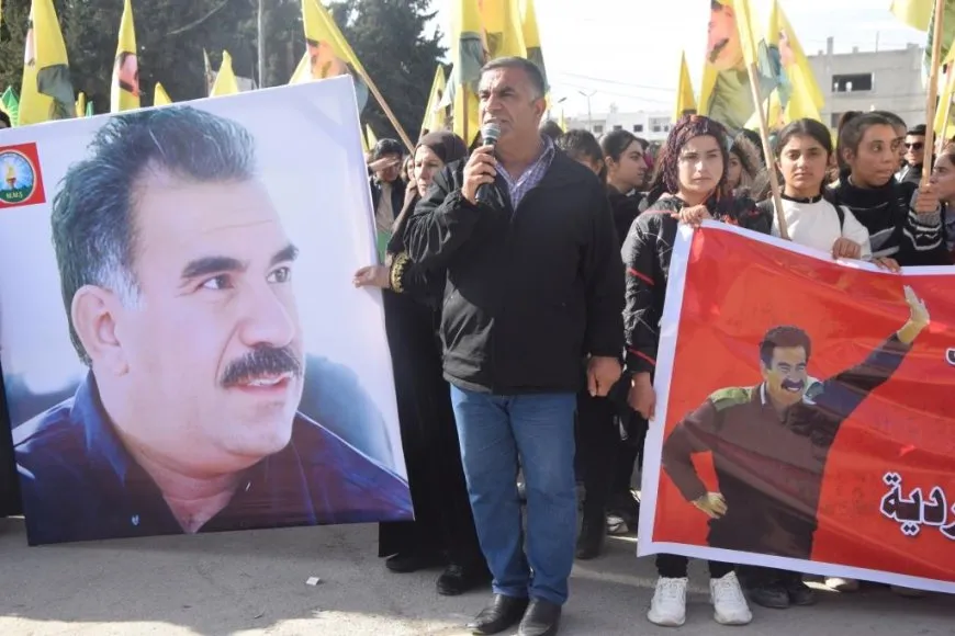 Massive demonstration in Euphrates against extension of "disciplinary sanctions" on Leader