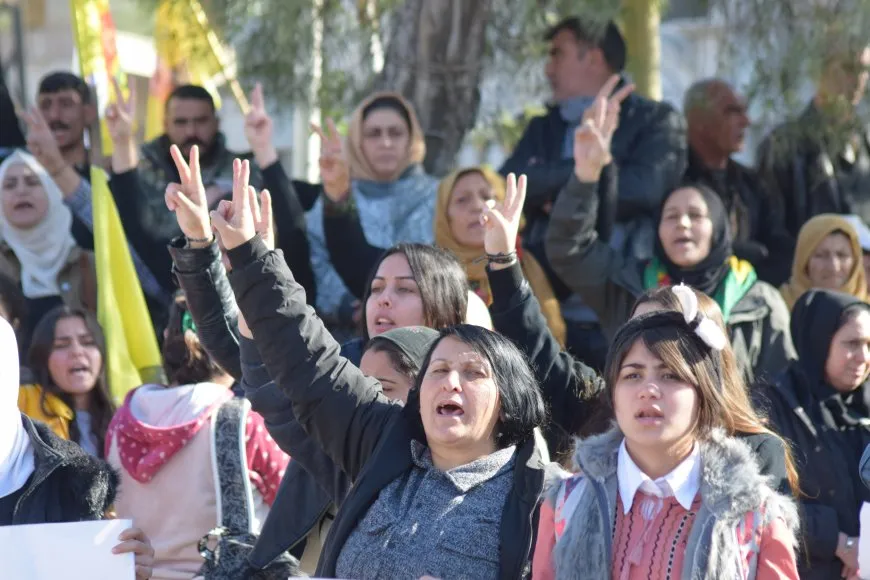 People of Jazera Canton protest against Turkish occupation, its mercenaries