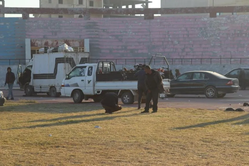IDPs from Aleppo and Shahba arrive at shelters in Raqqa