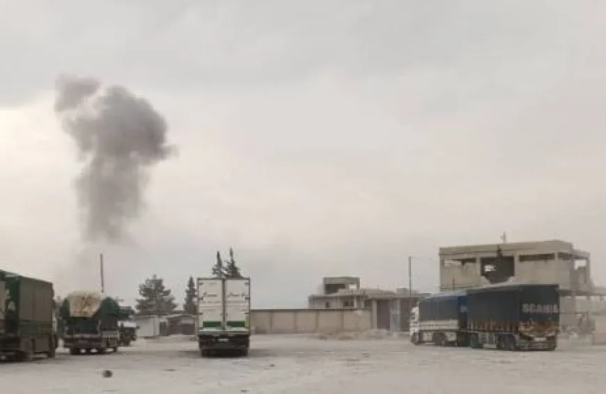 Turkish occupation bombs Aoun al-Dadat crossing