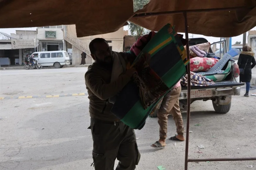 Aid collection point in Al-Hol to support IDPs of Afrin and Aleppo