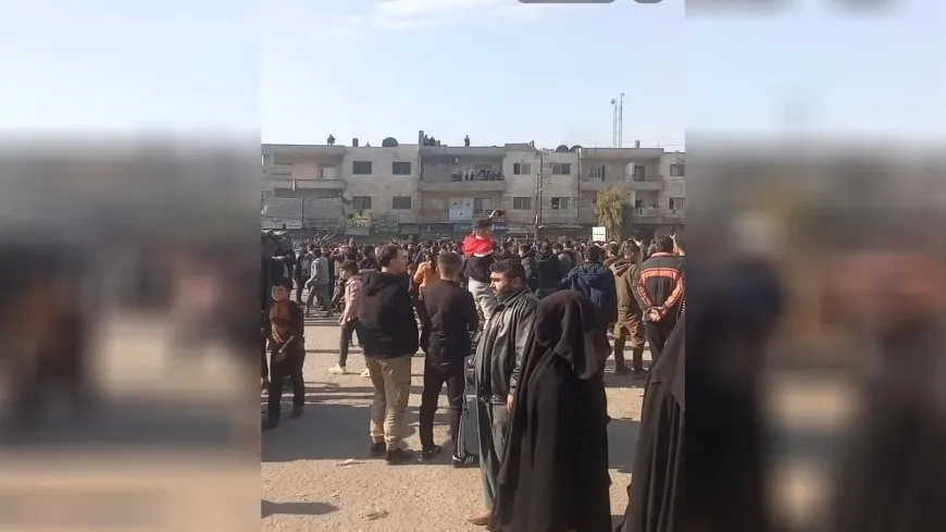 Civil demonstrations in Manbij city as Turkish occupation crimes begin