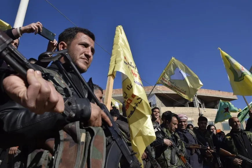 Throats of thousands in Darbasiyah call for unity and resistance