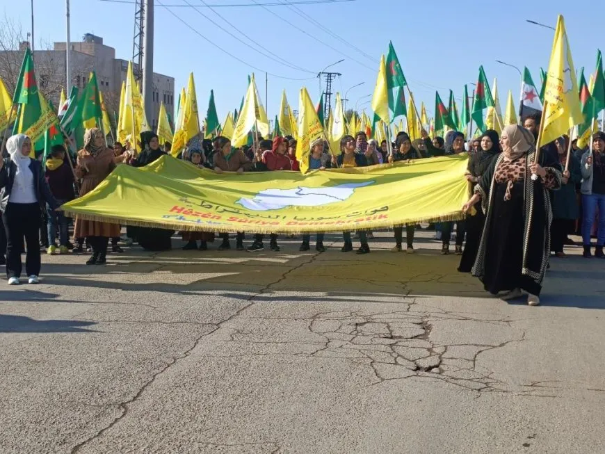 Massive rallies in three cantons in support of SDF