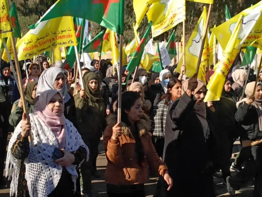 Massive rallies in three cantons in support of SDF